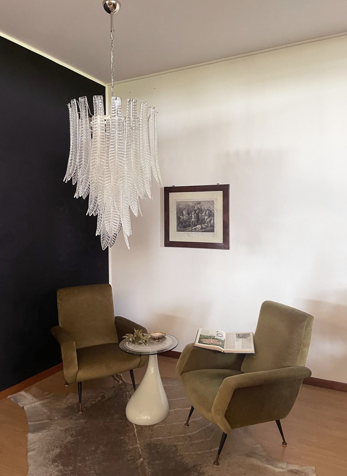 photo furniture Enorme Lampadario In Vetro Italiano Murano Felci 52 Bicchieri