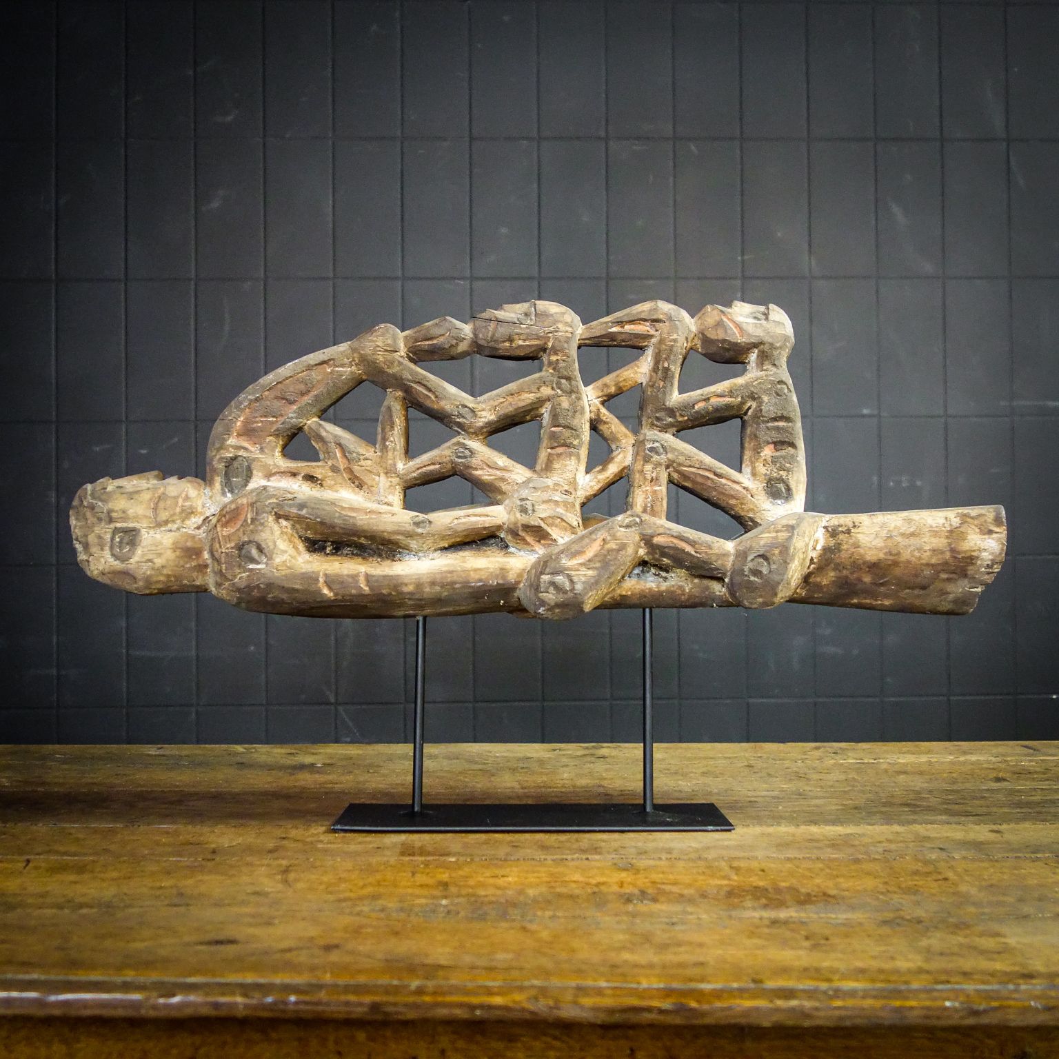 Asmat Prauw Figurehead Of Canoe – New Guinea photo vinterior