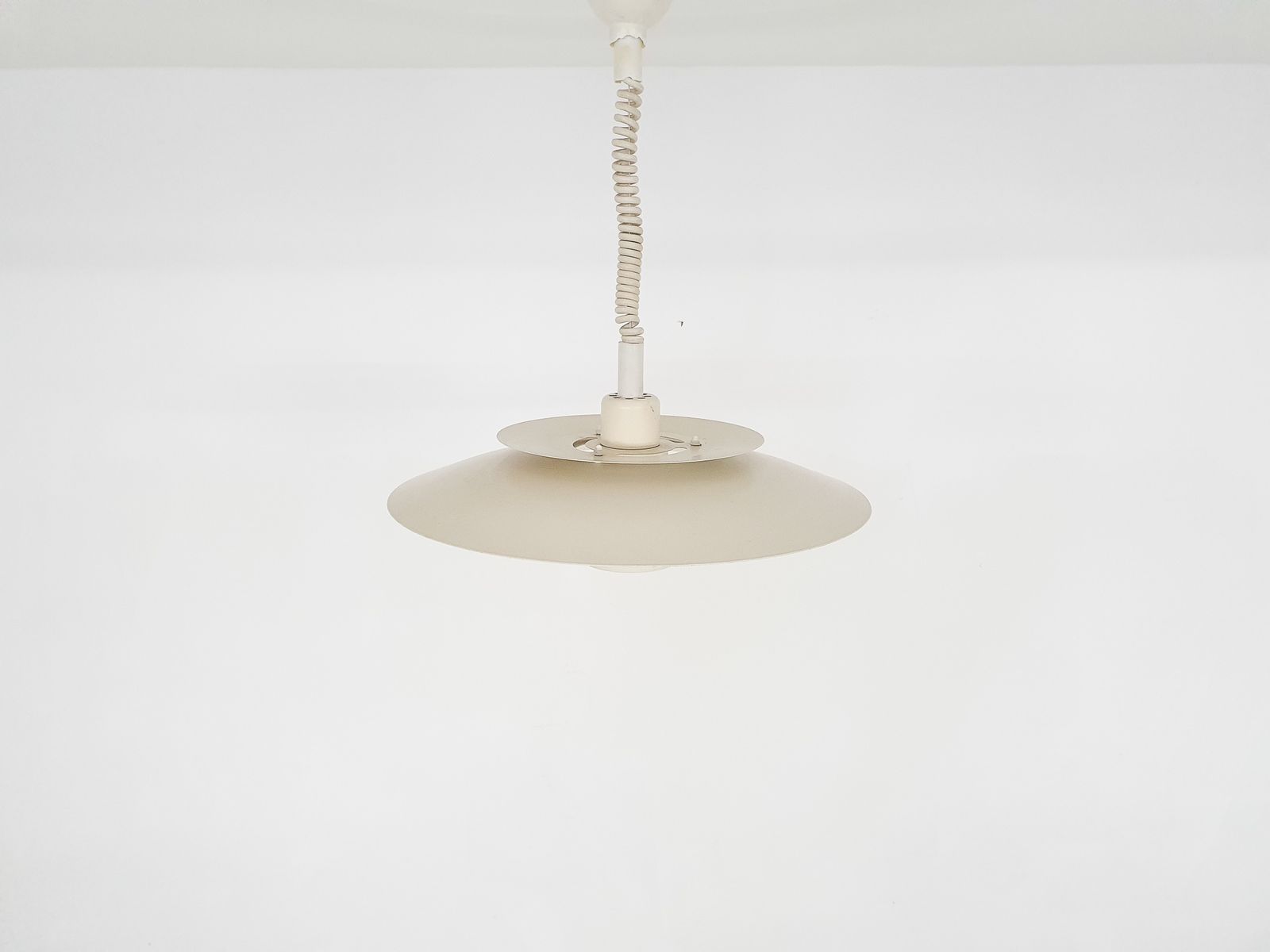 Simon P. Henningsen Voor Lyskaer Belysning Hanglamp, Model 4815 photo Verlichting