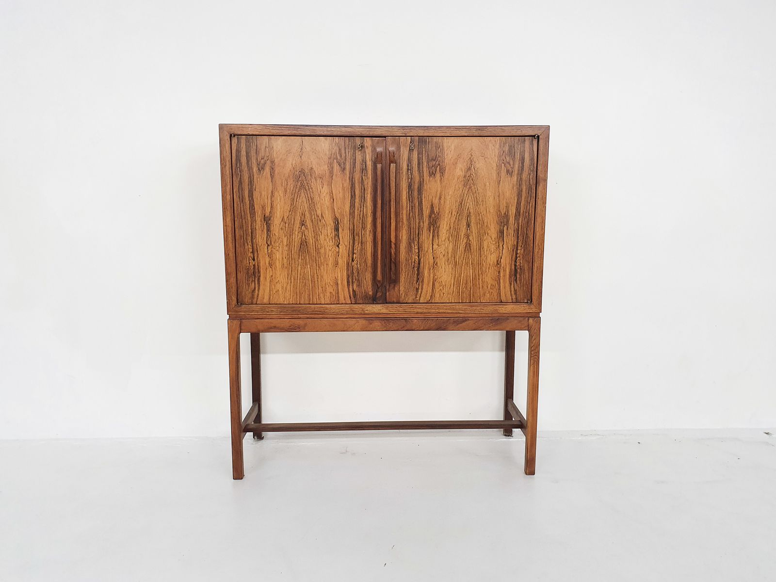 Palissander Barkast Van Torbjørn Afdal Voor Mellemstrands Møbelfabrik, Noorwegen, Jaren 1960