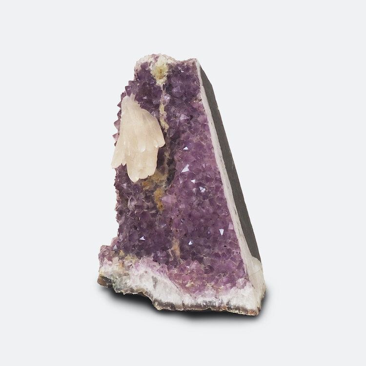 Amethyst Calcite Formation photo vinterior