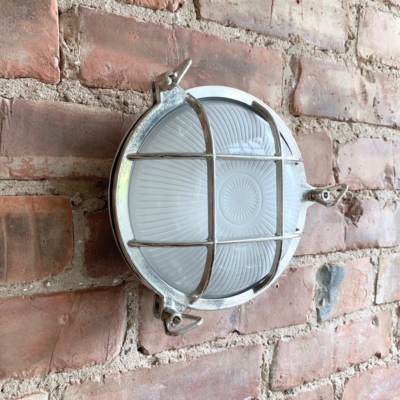 photo furniture Contemporary Large Nickelled Brass Round Bulk Head Wall Light
