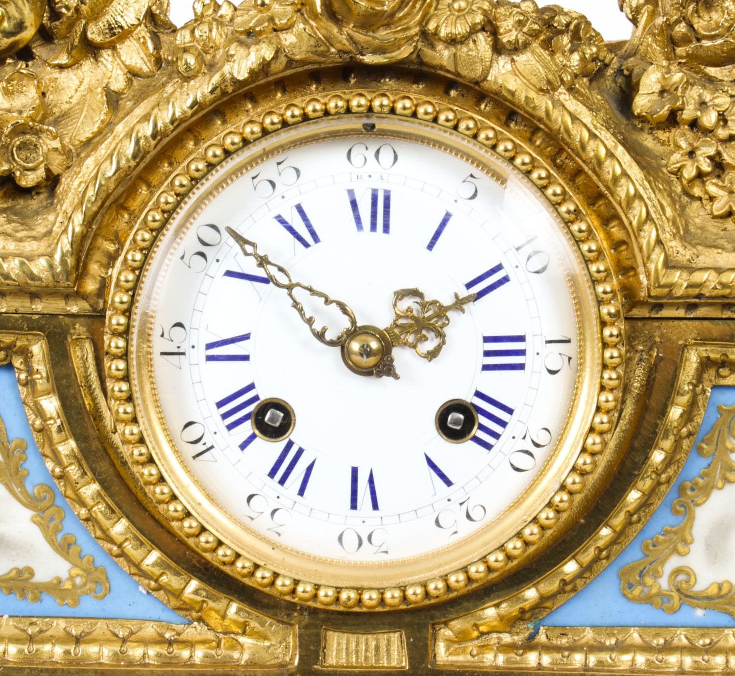 Antique French Gilt Bronze Clock With Portrait Plaque Of Molière C.1860 photo vinterior