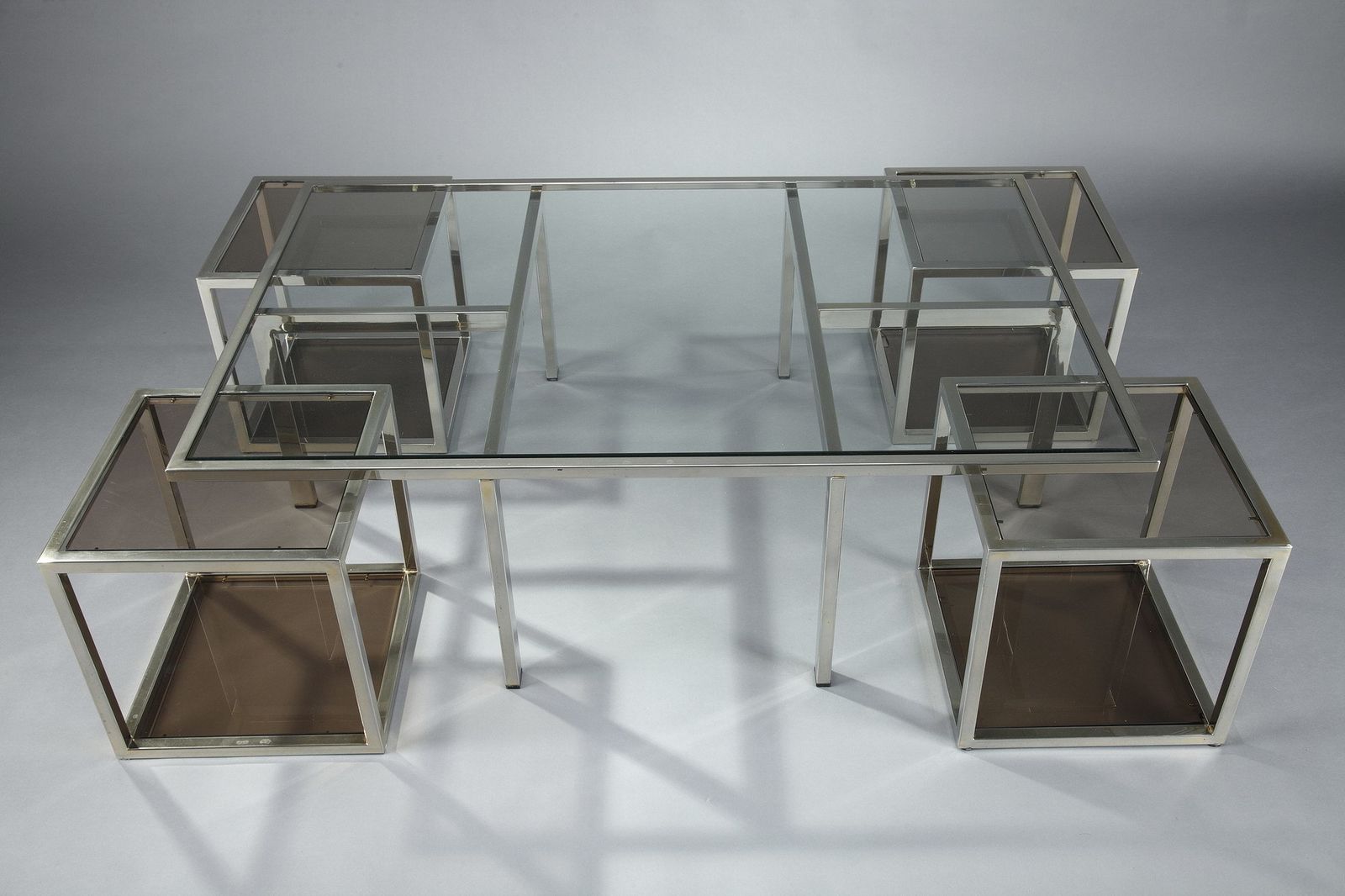 Table basse et 4 tables d'appoint amovibles photo 2323.0