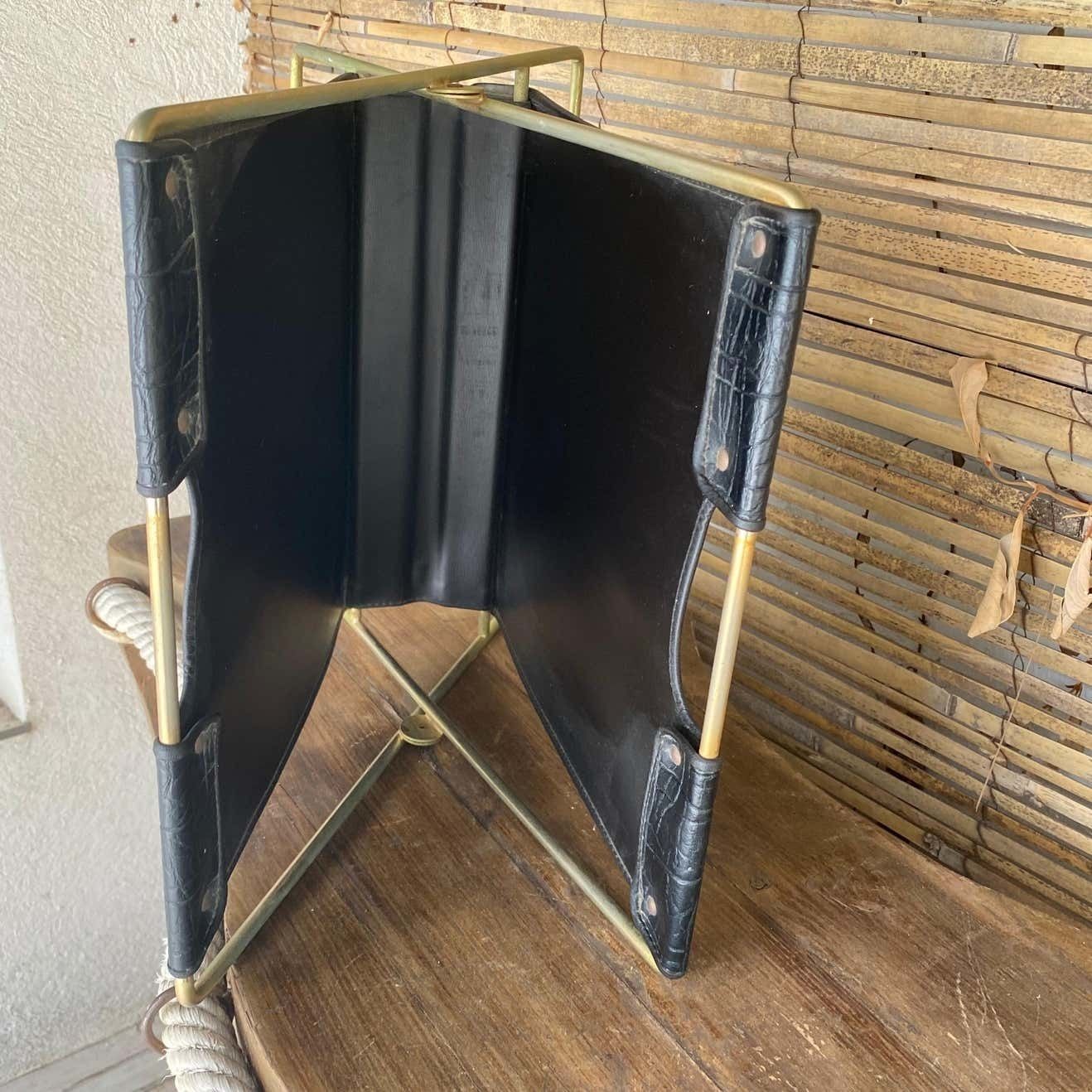 Magazines Stand, Simili Leather And Metal, France 1970 photo vintage