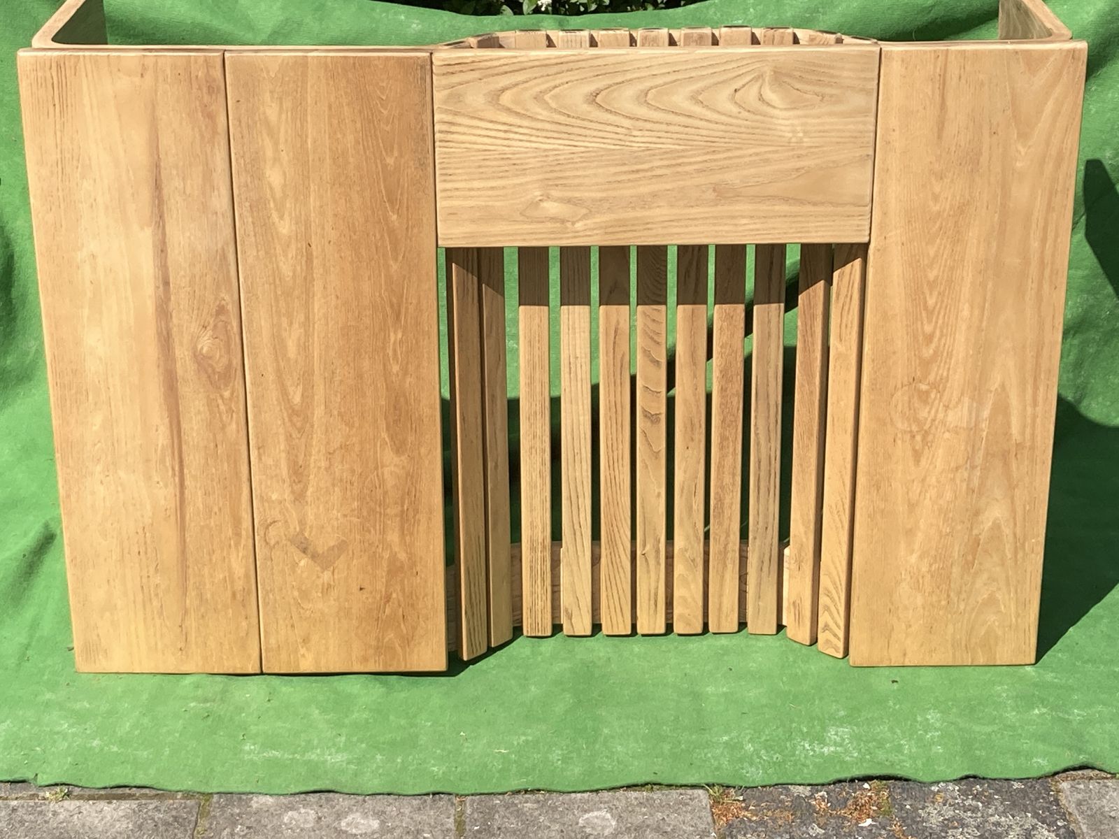 Midcentury Dutch Side Or Coffeetable Bench Attributed To Jindrich Halabala For Pastoe photo vinterior