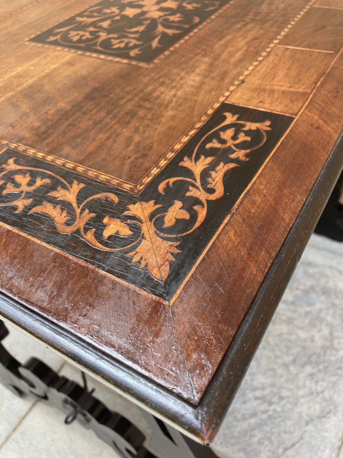 2332.0 Spanish Early 19th Century Baroque Side Table With Lyre Legs And Marquetry Top photo