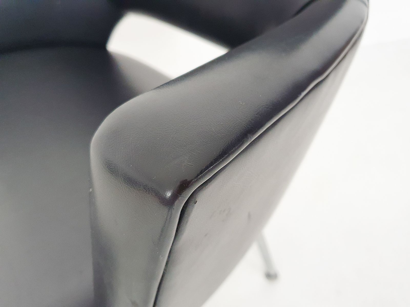 Theo Tempelman Voor Ap Originals Clubfauteuil, Nederland, Ca. Jaren 1960 photo buy