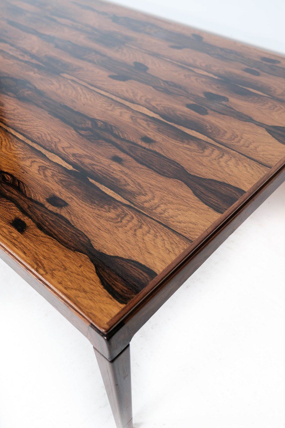 Coffee Table  In Rosewood Of Danish Design From The 1960s. photo vinterior