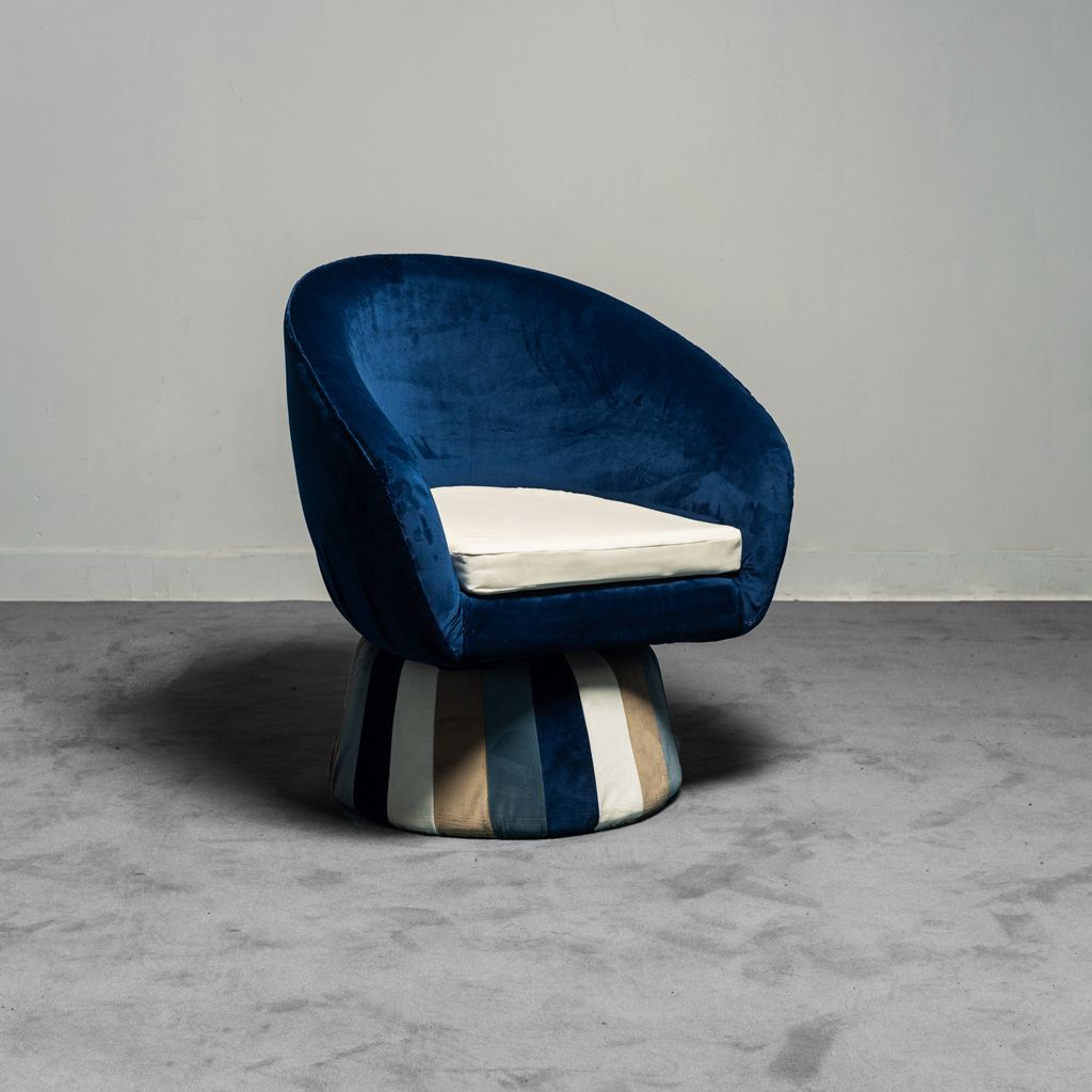 Chapeau Armchair In Blue Velvet Design 70s Vintage Modern Antiques