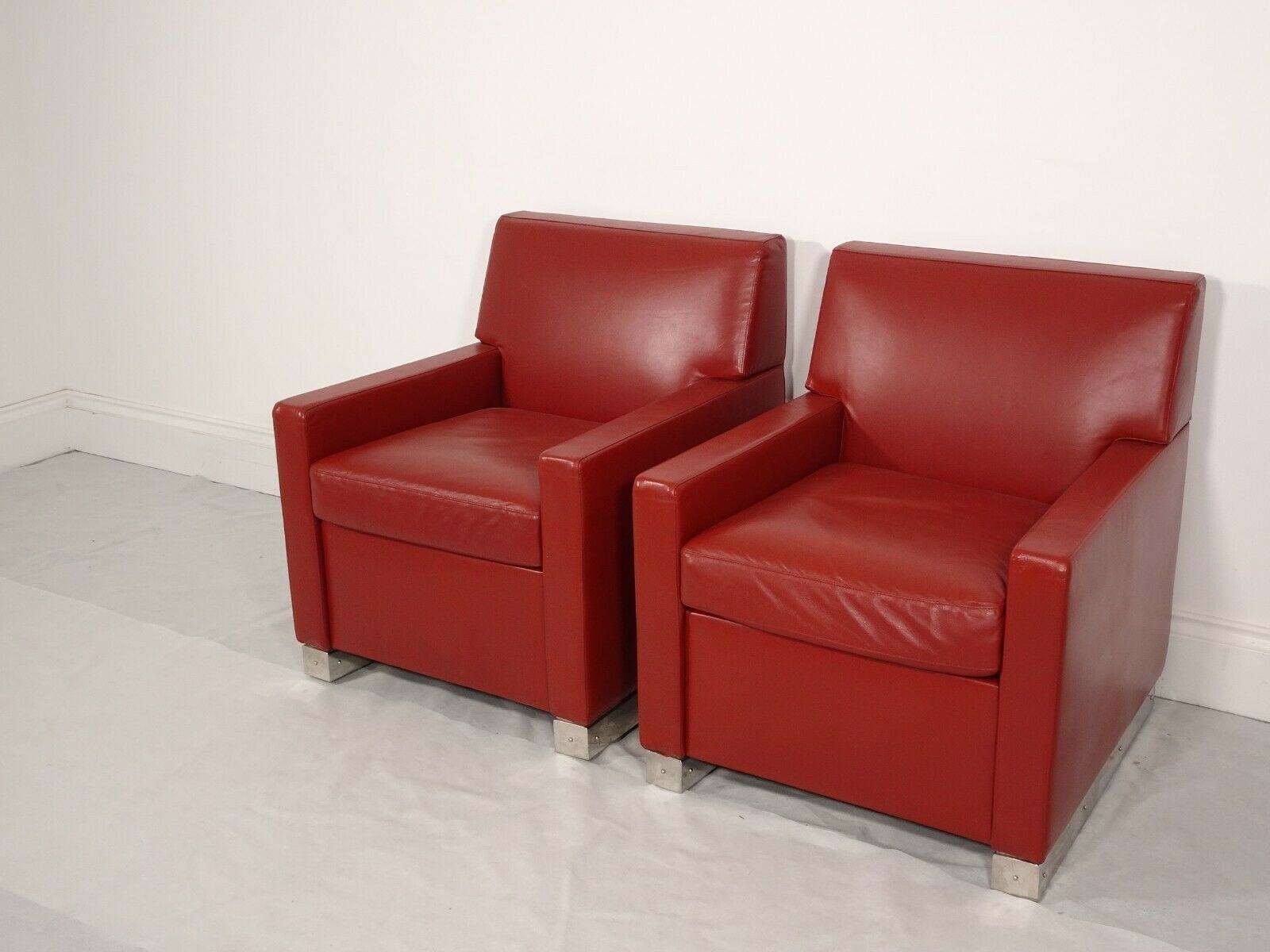 Stunning Pair Of Bb Italia Imprimatur Armchairs In Oxblood Red Leather photo Furniture