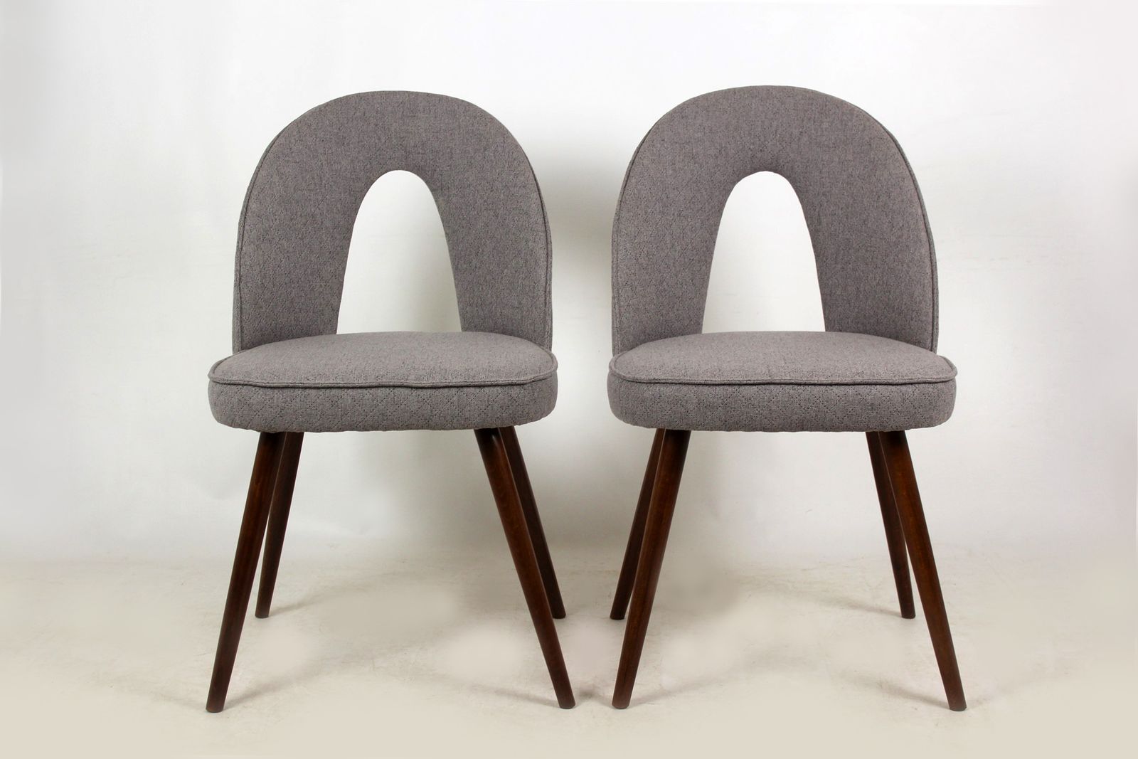 Dining Chairs By Antonín šuman For Tatra, 1960s, Set Of 2 photo vintage