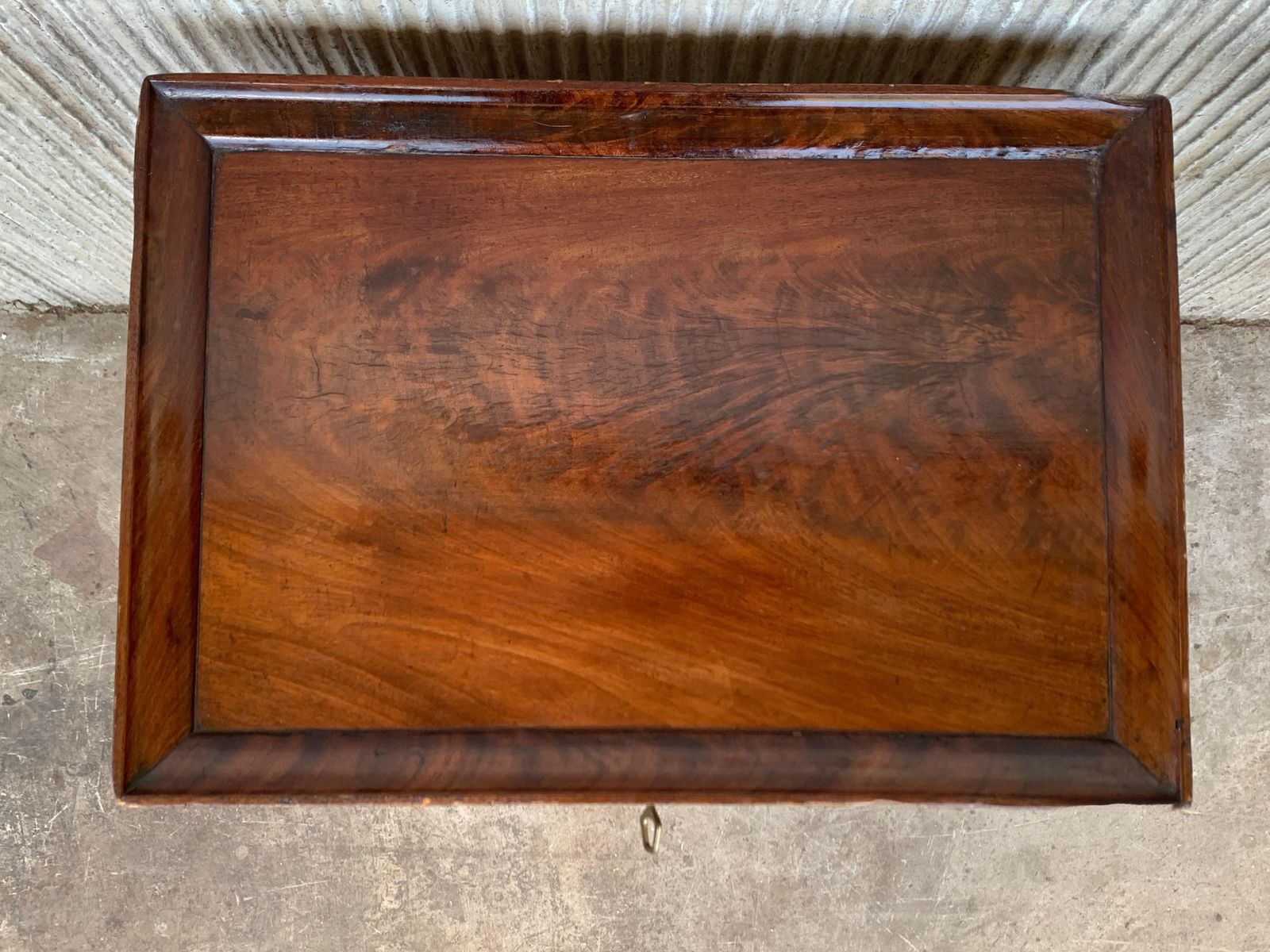 Table de couture d'époque victorienne, bois de loupe de noyer et amboyna incrusté, vers 1880 photo buy