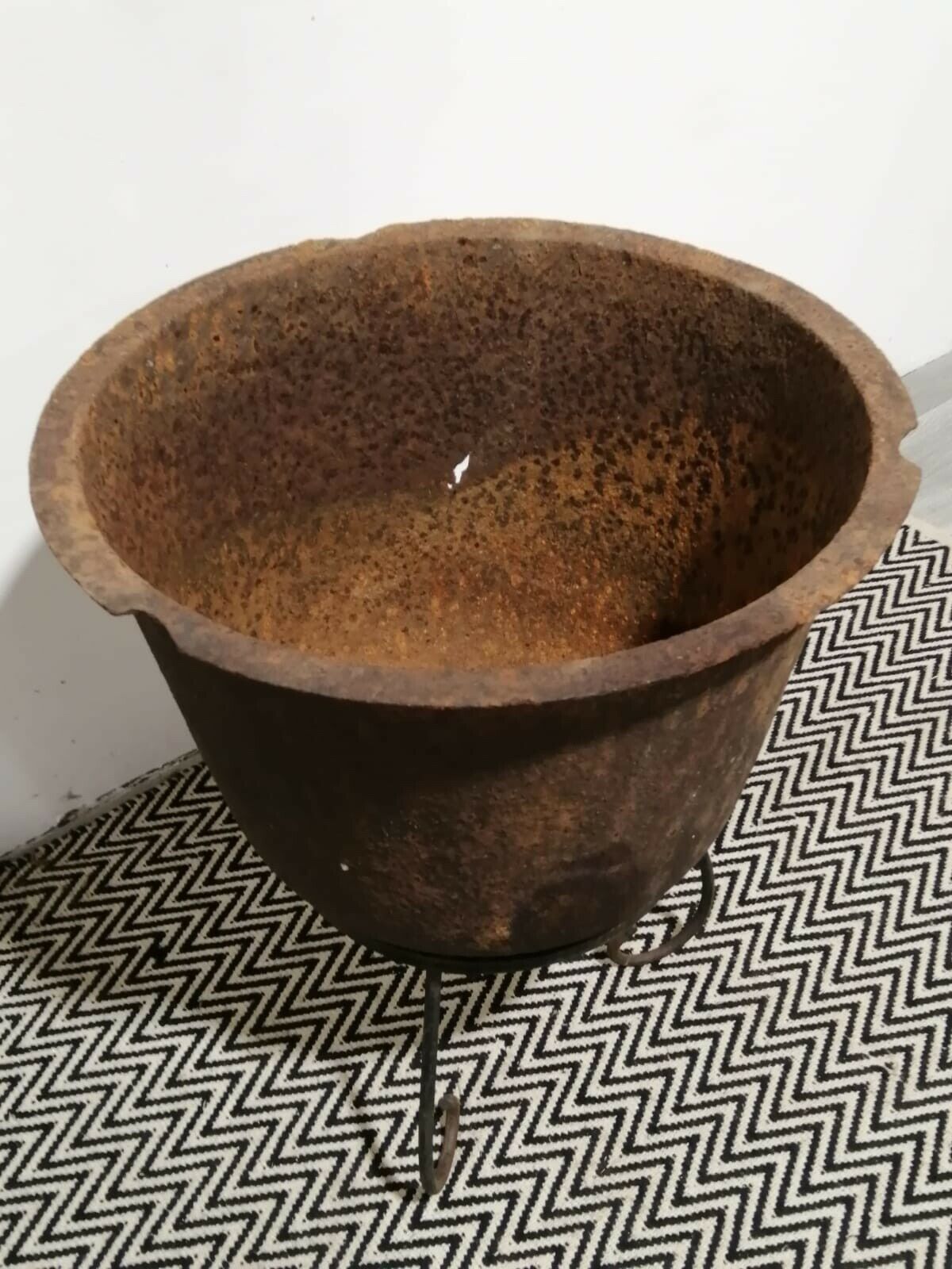 Antique Large Cast Iron Cauldron Planter On Stand Garden Architectural photo 250.0