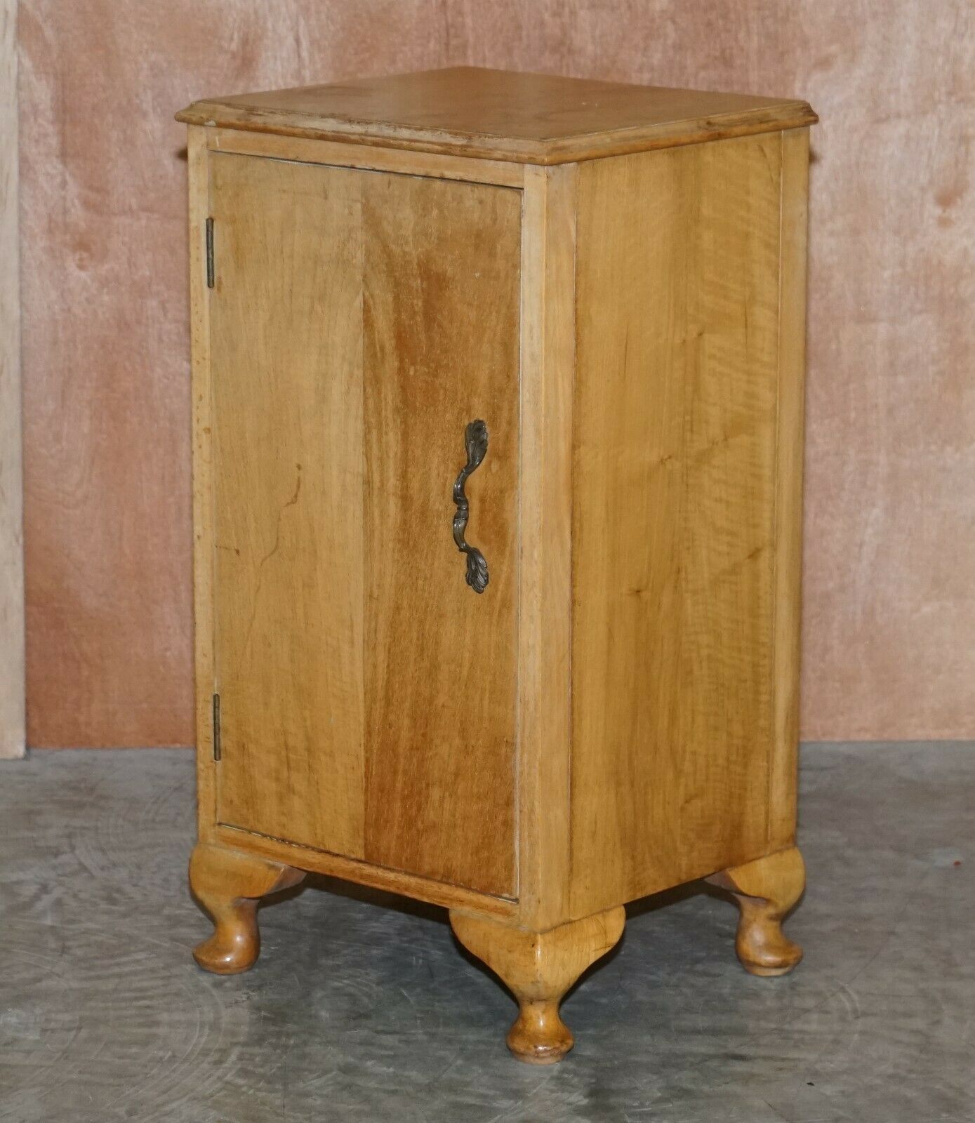 Lovely Vintage Circa 1930s Bedside Lamp End Wine Table Burr Walnut Part Suite photo for sale