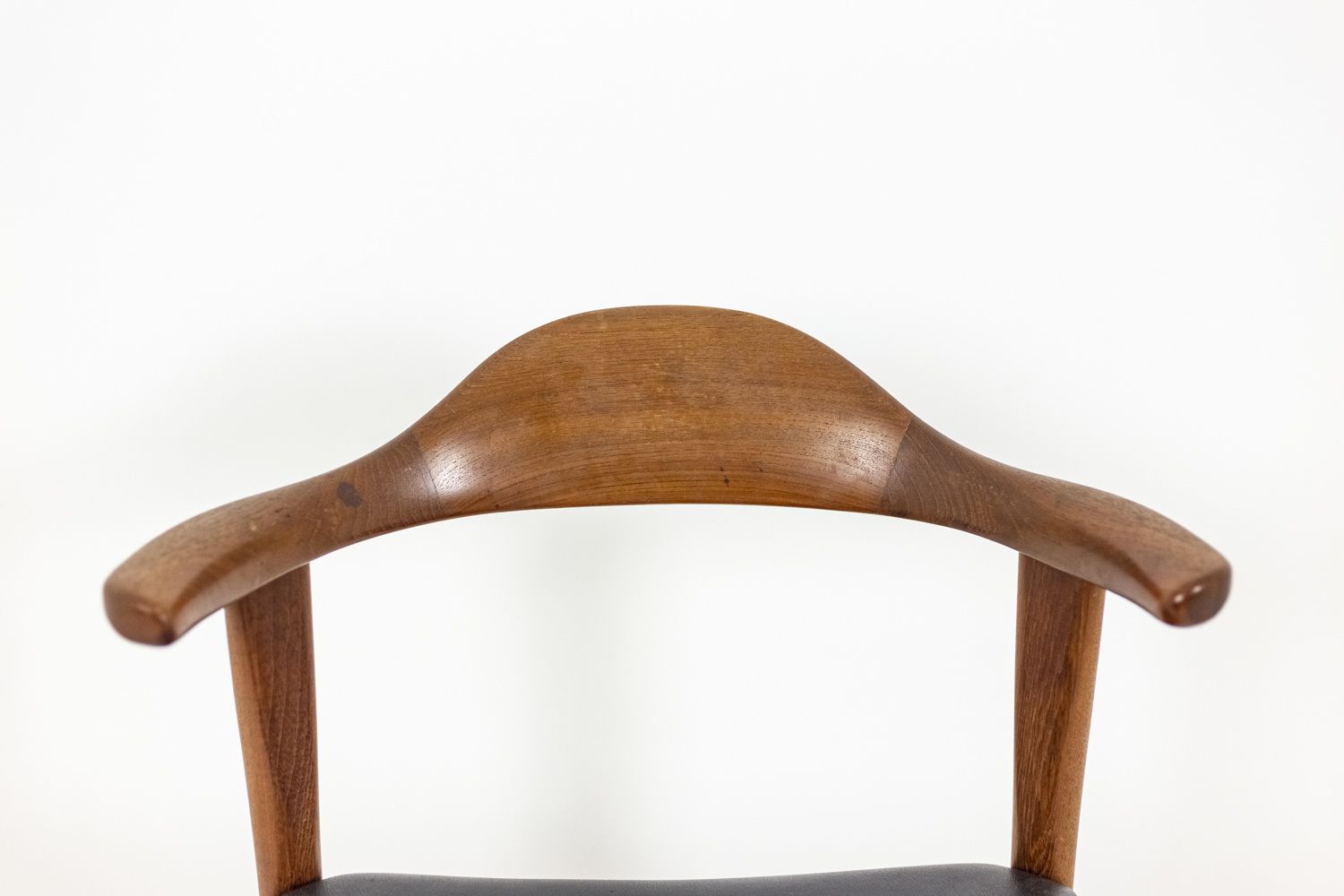Harry østergaard, Series Of Four "Bull Horn" Teak Chairs, 1950's photo vinterior