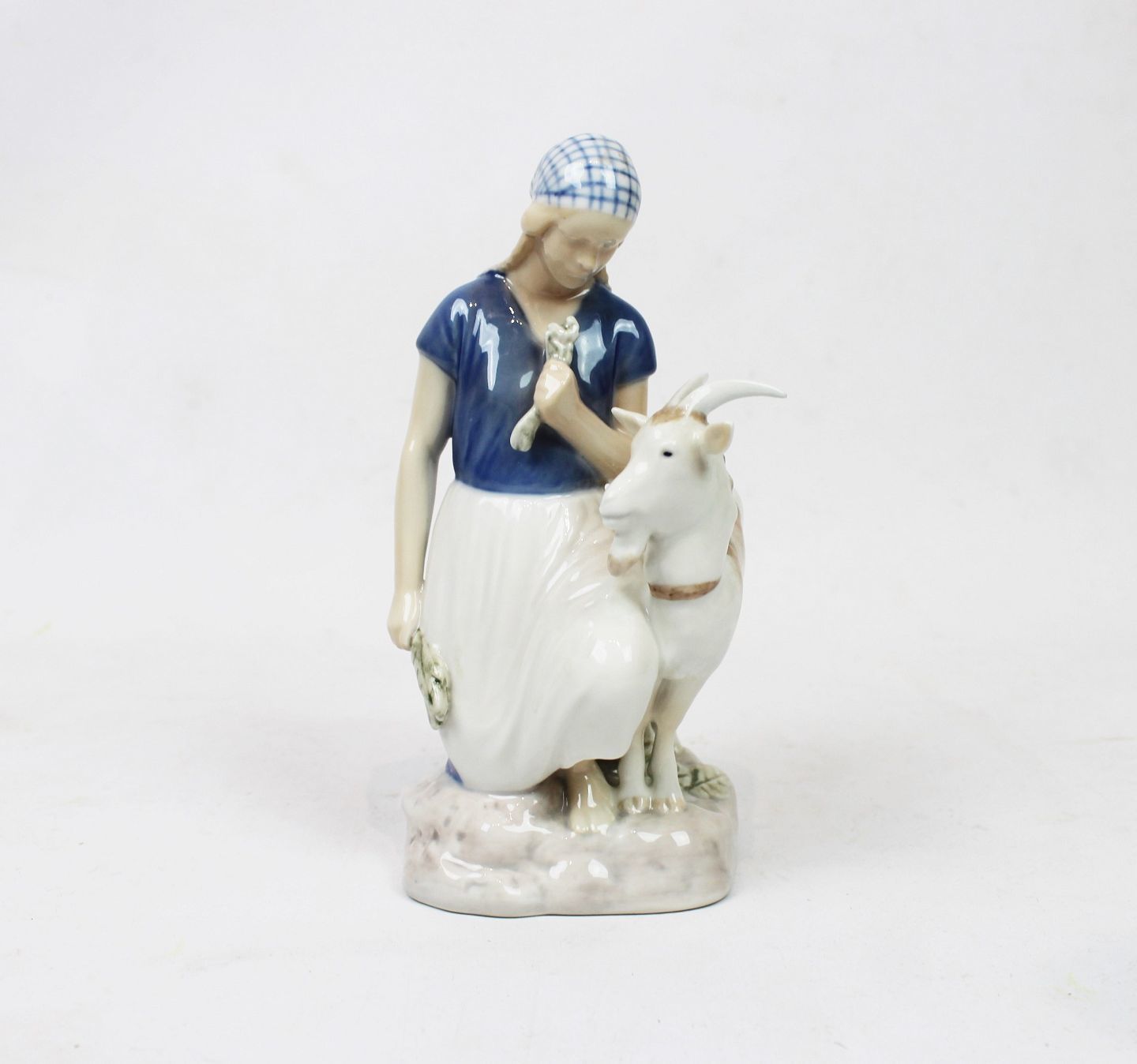 Porcelain Figurine Of Girl With Goat, No .: 2180 Design By Axel Loche For B&G.
