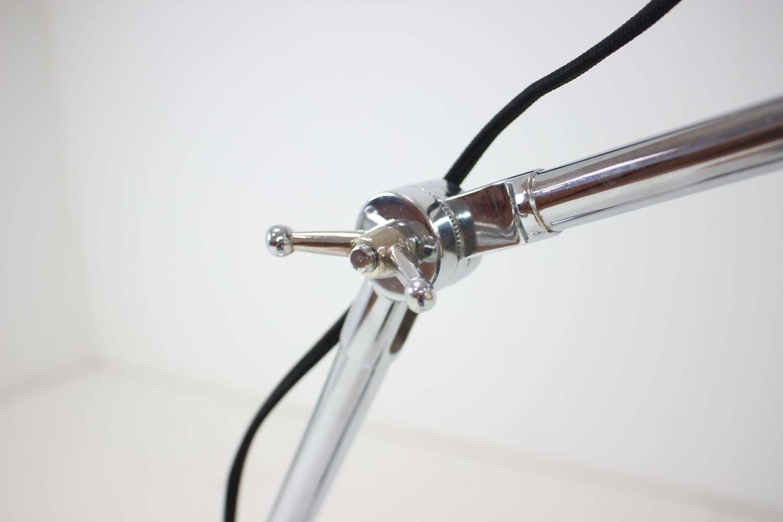 Art Deco Verstelbare Vloer- of Tafellamp, Perihel photo vinterior