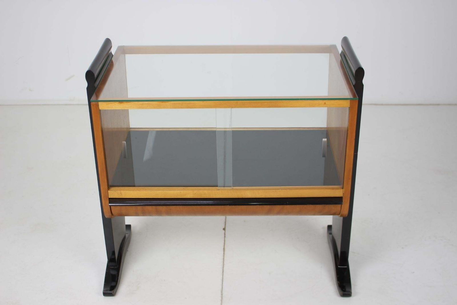 Art Deco Bar Designed By Jindřich Halabala, 1930's. photo furniture