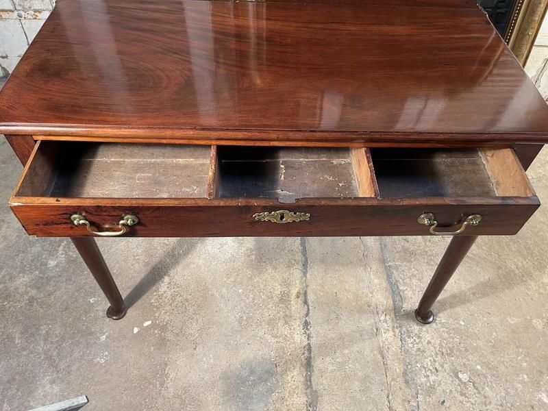 photo furniture Georgian Cuban Mahogany Card  Extending  Table