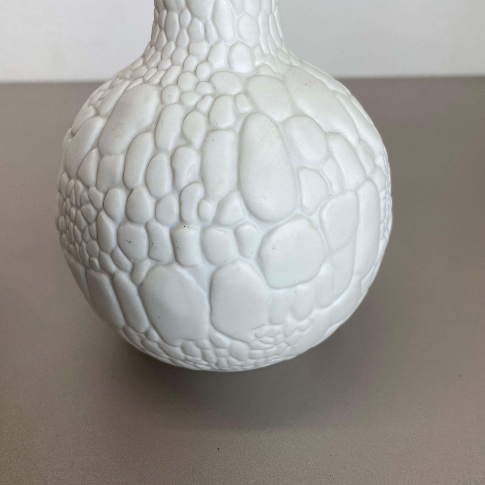 photo furniture Set Of 2 Original Op Art Biscuit Porcelain Vases By Ak Kaiser, Germany, 1970s
