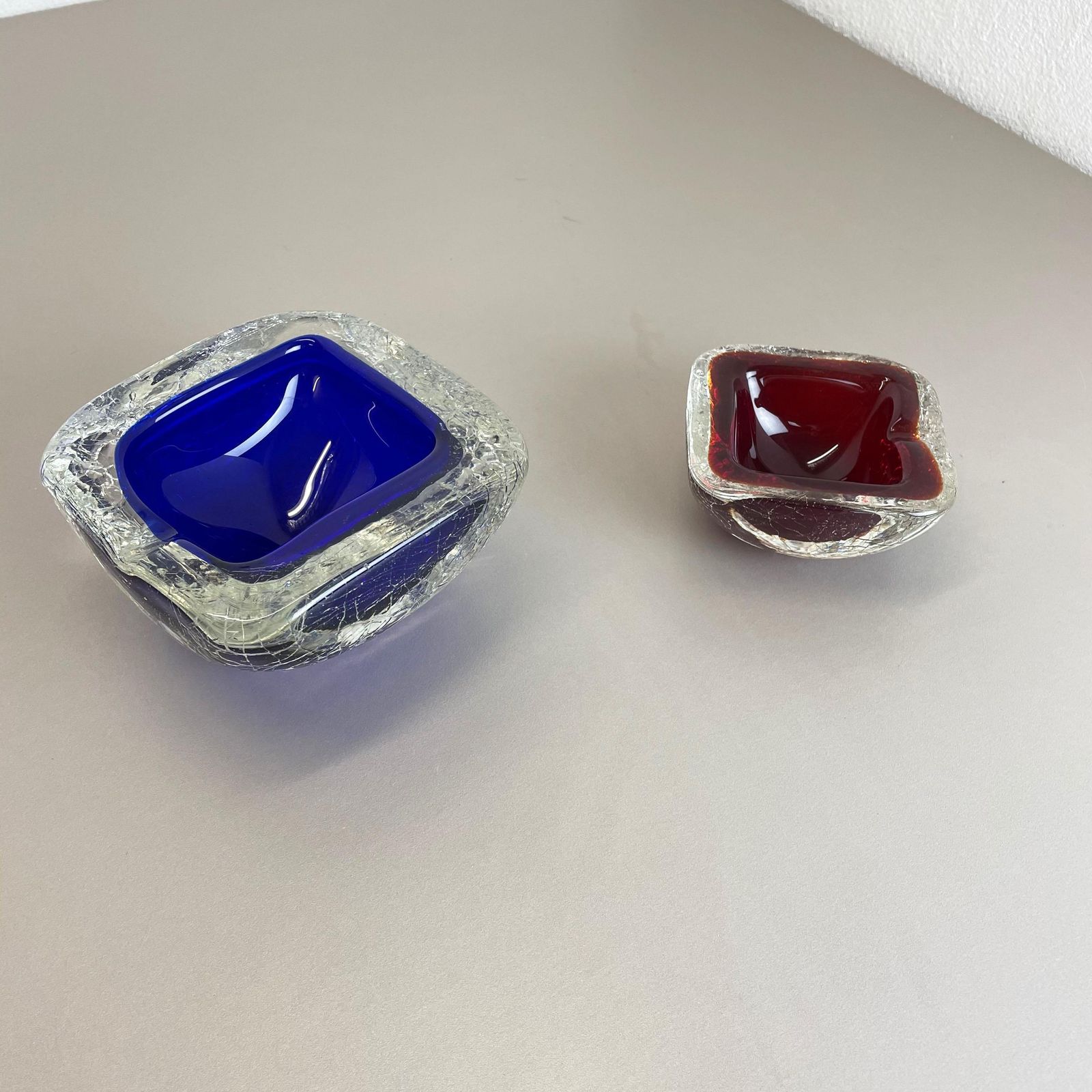 Set Of 2 Murano Glass Crack Structure Bowl Shells Ashtray Element, Italy, 1970s photo for sale