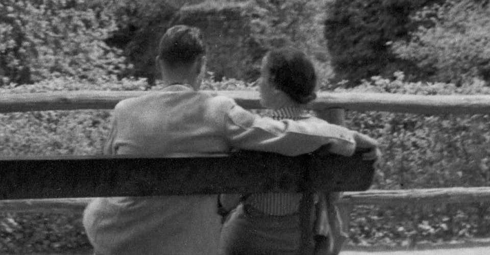 Karl Heinrich Lämmel Couple On A Bench Front Of Heidelberg Castle, Germany 1936, Printed Later 1936/2021 photo for sale