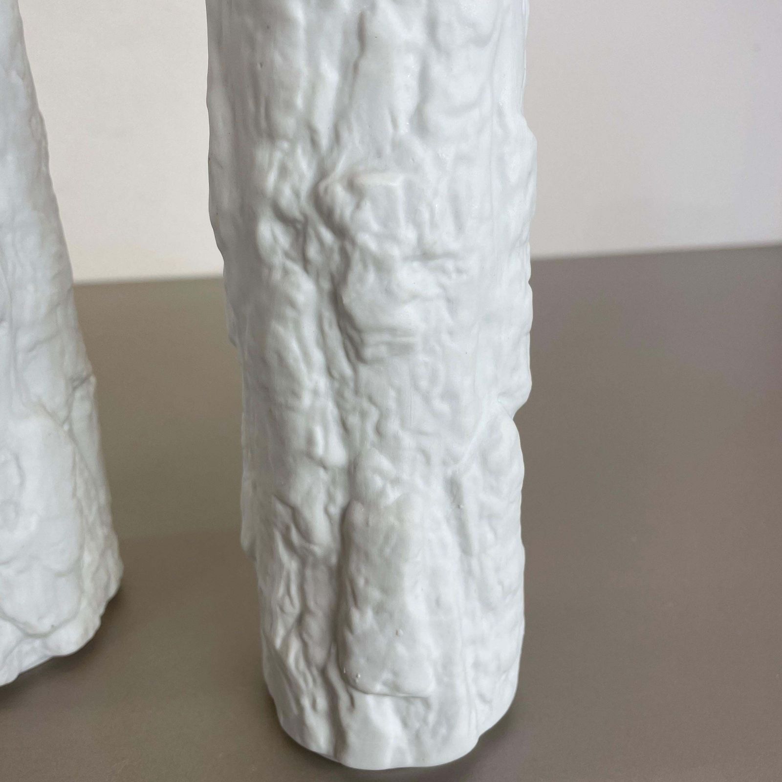 photo for sale Set Of 2 Porcelain Op Art Brutalist Vase By Bareuther, Bavaria, Germany, 1970s