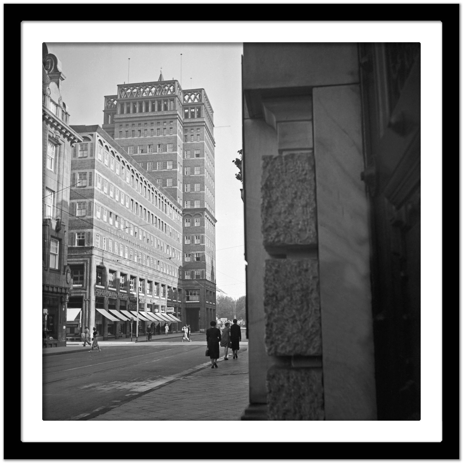 Karl Heinrich Lämmel Wilhelm Marx Skyscraper At Duesseldorf City Centre, Germany 1937 Printed Later 1937/2021 photo Art