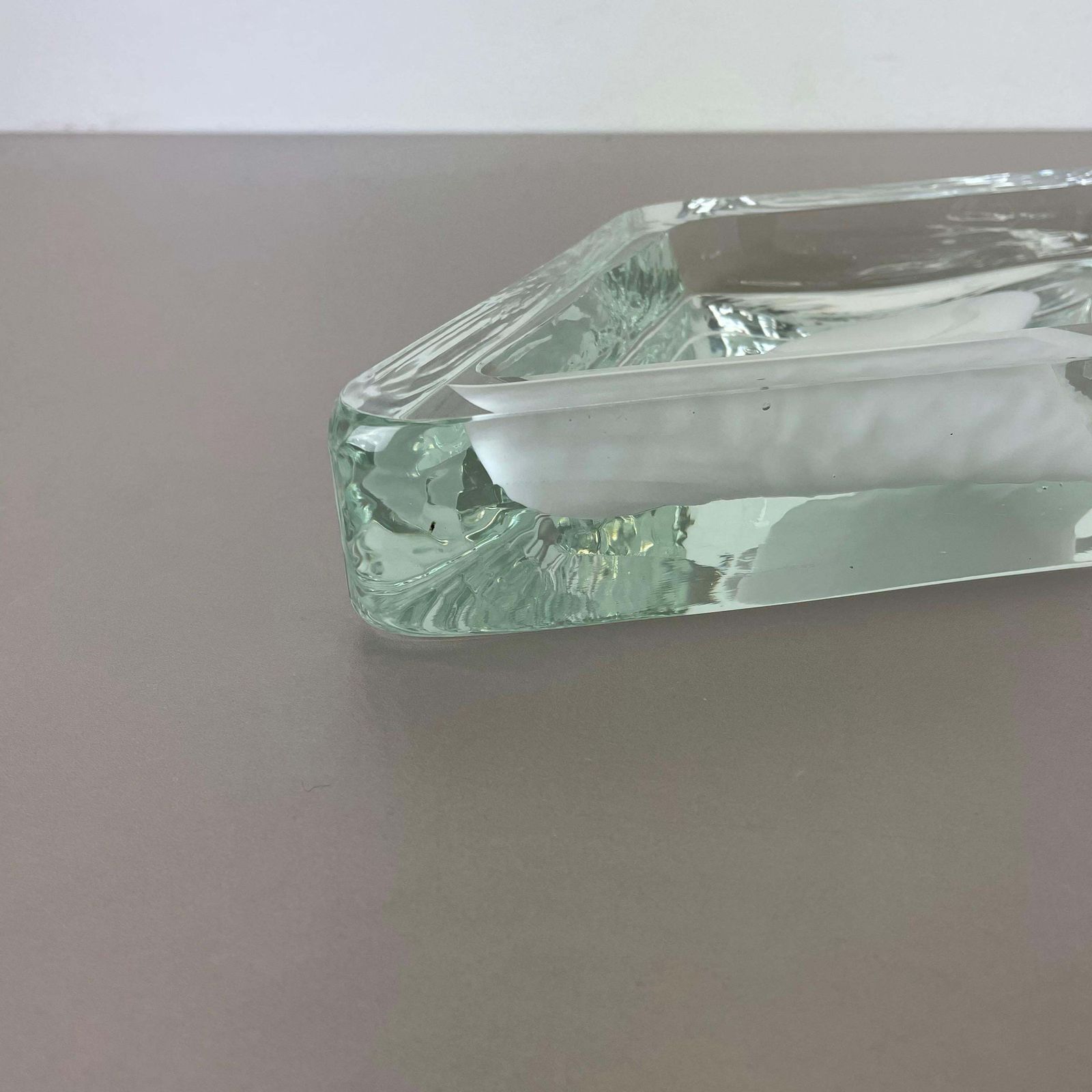 New Old Stock 3.4kg Murano Ice Glass Shell Bowl Antonio Da Ros Cenedese, 1970 photo 1963.0
