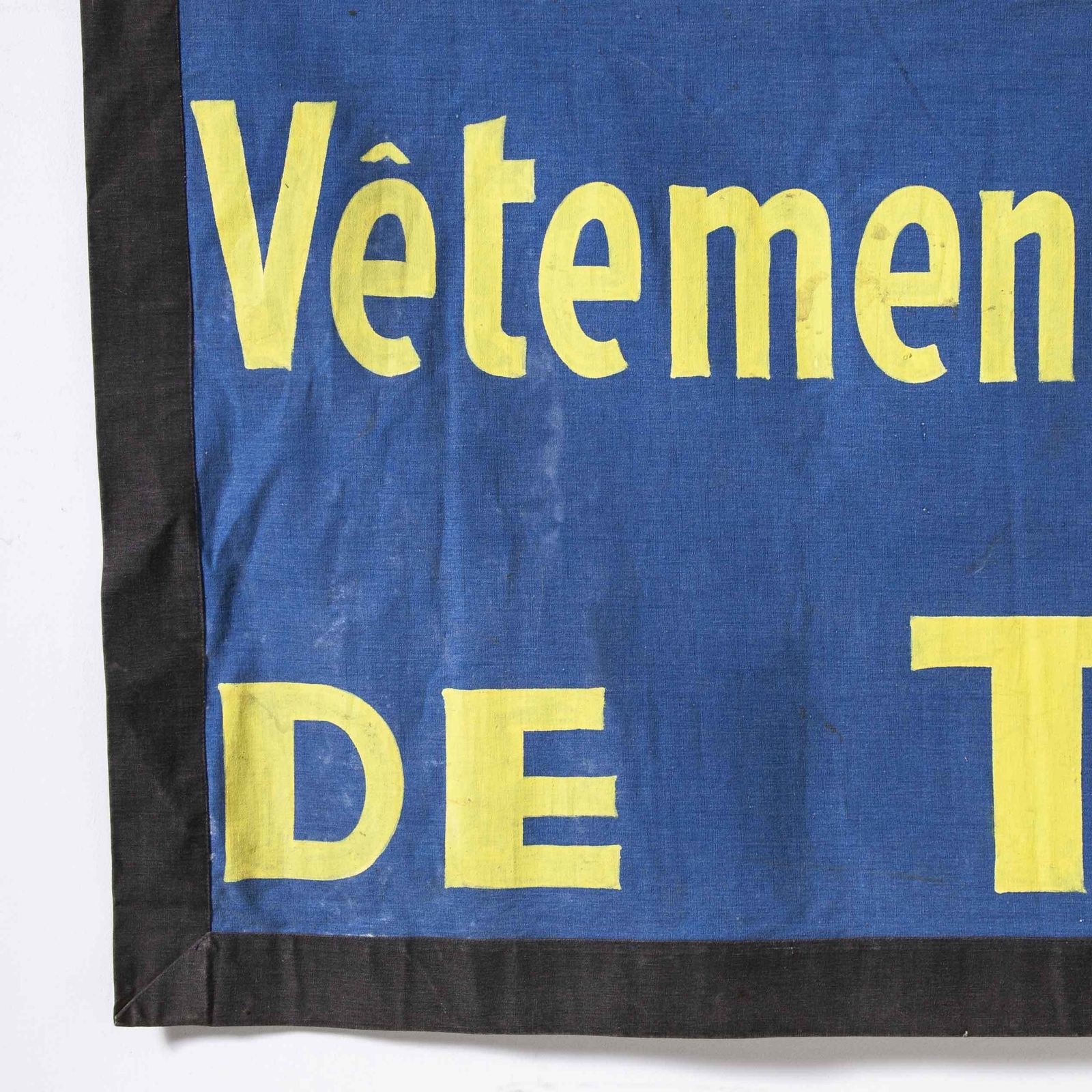 1950’s Blue & Yellow Canvas Advertising Banner L’ascenseur photo vinterior