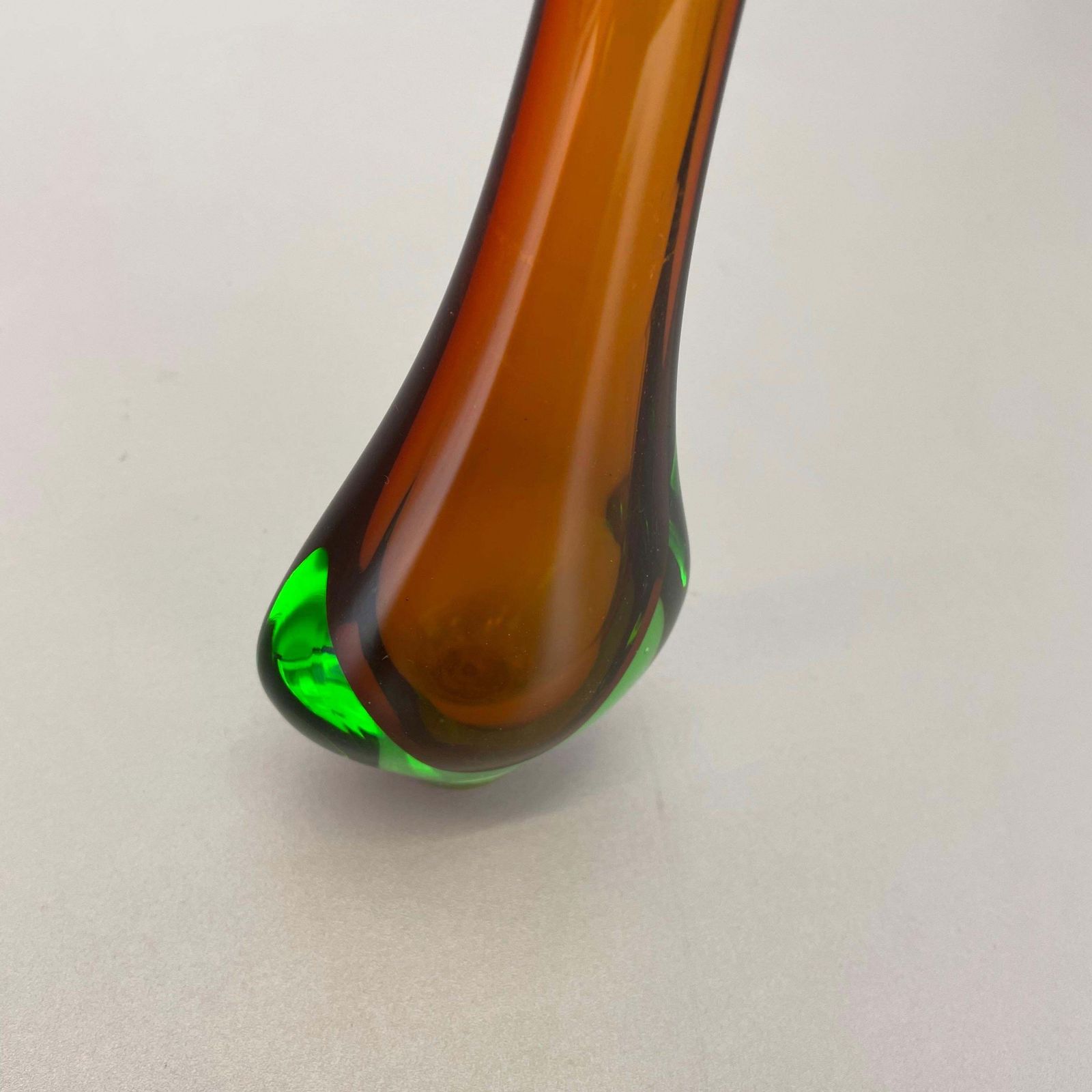 photo vinterior Large 1960s Murano Glass Sommerso Single Stem Vase By Flavio Poli, Italy
