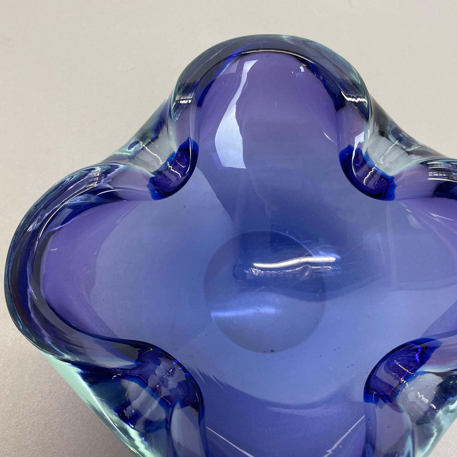 Heavy Murano Glass "Blue" Bowl Element Shell Ashtray Murano, Italy, 1970s photo vintage