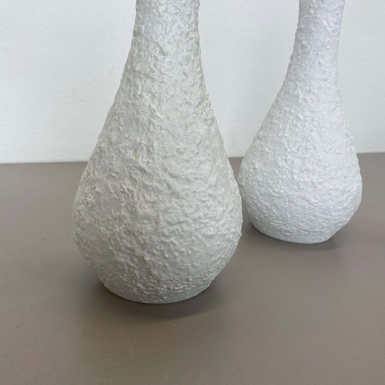 photo for sale Set Of 3 Op Art Biscuit Porcelain Vases By Edelstein Bavaria, Germany, 1970s