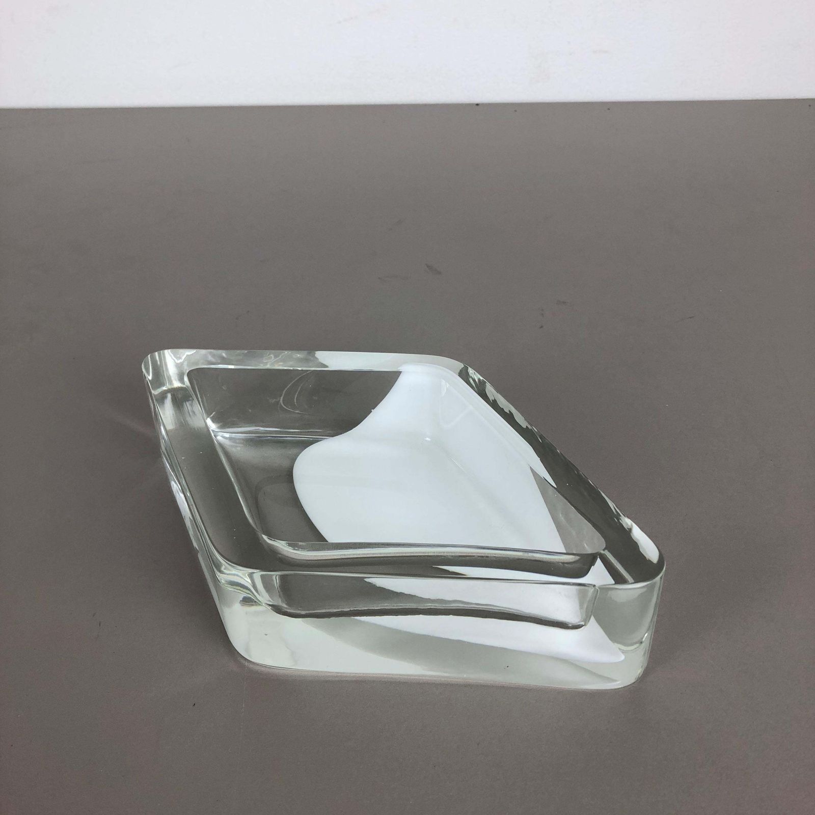 photo buy New Old Stock, Murano Glass Shell Bowl, Antonio Da Ros, Cenedese, 1970