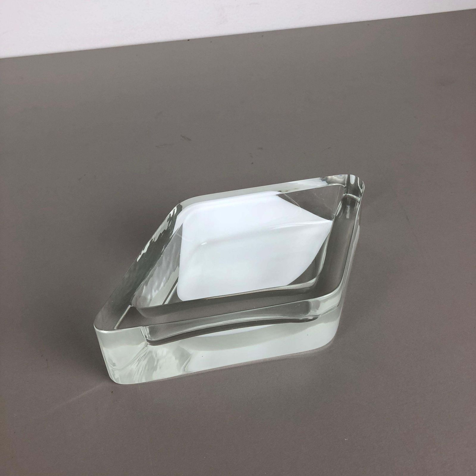 photo vintage New Old Stock, Murano Glass Shell Bowl, Antonio Da Ros, Cenedese, 1970
