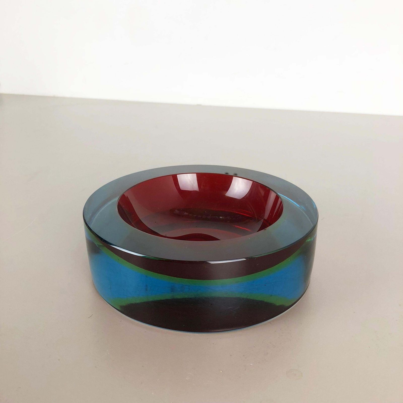 photo vintage Extra Large 3,6kg Sommerso Bowl Murano Vetri Glass By Cenedese, Italy, 1970s