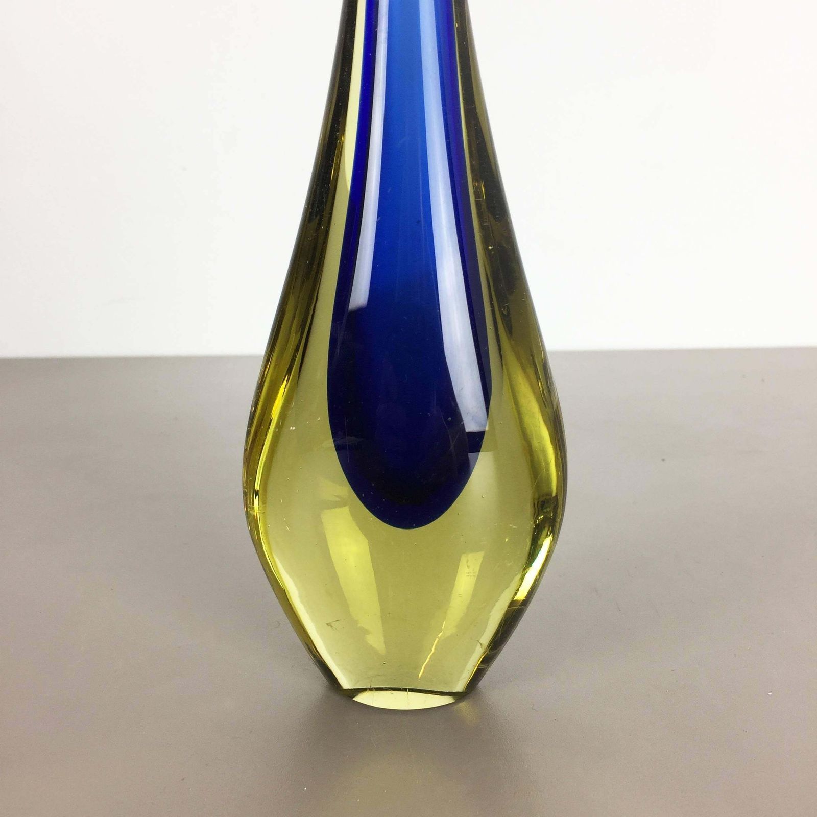 Small 1960s Murano Glass Sommerso Single Stem Vase By Flavio Poli, Italy photo Home Decor