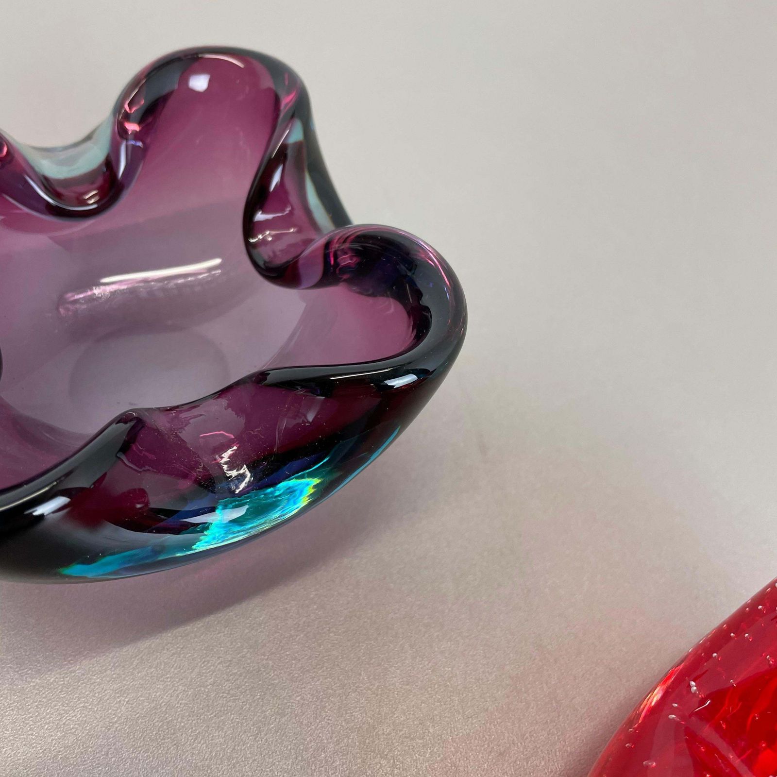 525.0 Set Of 3 Murano Glass Sommerso Bowl Shells Ashtray Element, Italy, 1970s photo