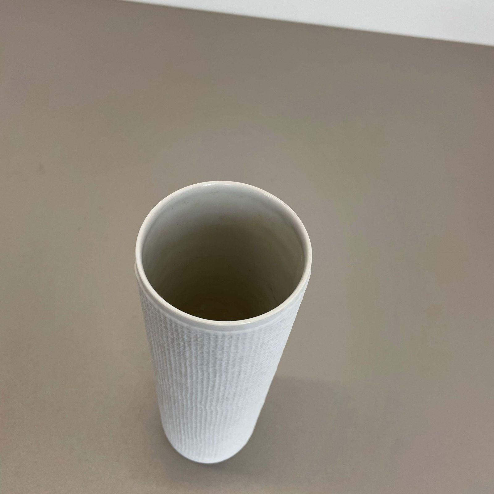 394.0 1970s Op Art Vase Porcelain Vase By Heinrich Fuchs For Hutschenreuther, Germany photo