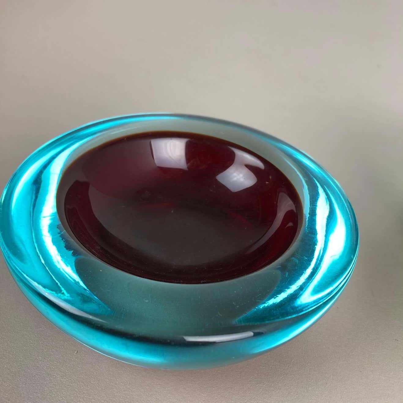 Set Of 2 Murano Glass Sommerso Bowl Shells Ashtray Element, Italy, 1970s photo buy
