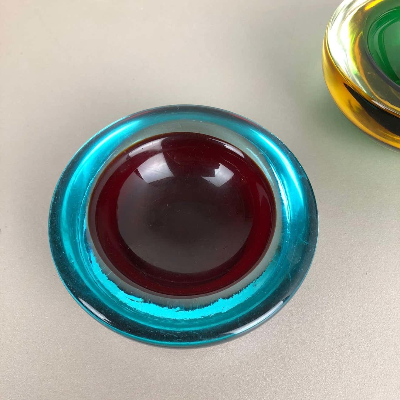 Set Of 2 Murano Glass Sommerso Bowl Shells Ashtray Element, Italy, 1970s photo vintage