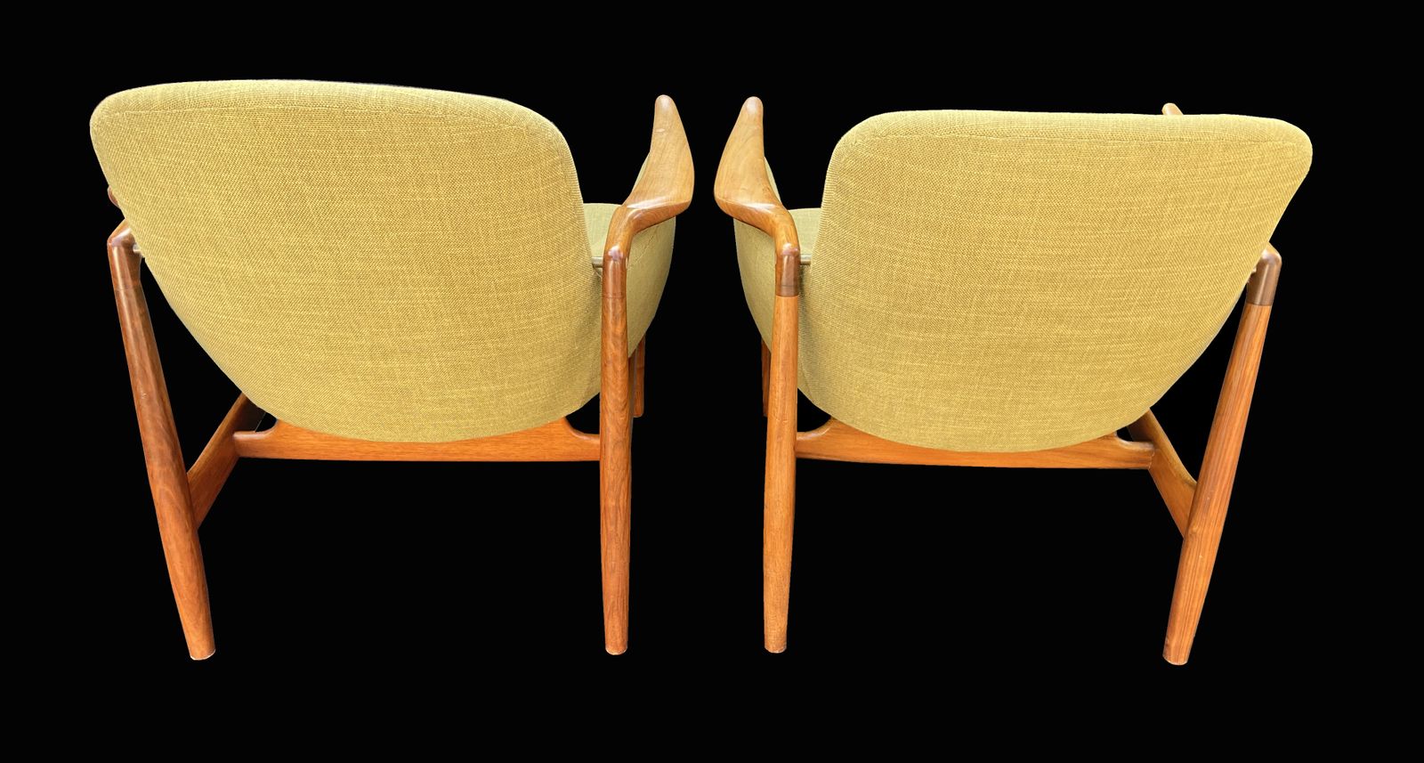 Fine Pair Of Nv53 Chairs By Finn Juhl For Niels Vodder photo for sale