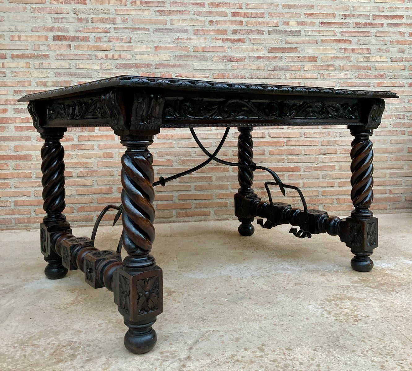 Spanish Baroque Table With Dark Walnut Solomonic Legs With Carved Structure And Iron Stretcher