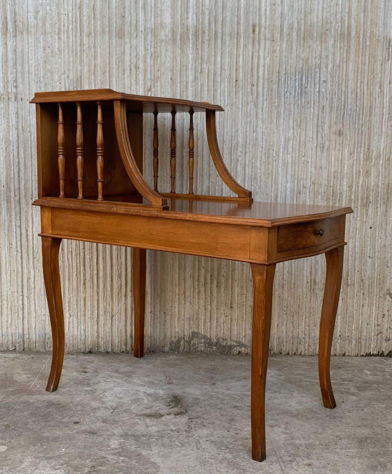 Pair Of Early 20th Century Louis XV Walnut Nightstands Bedside Tables photo buy
