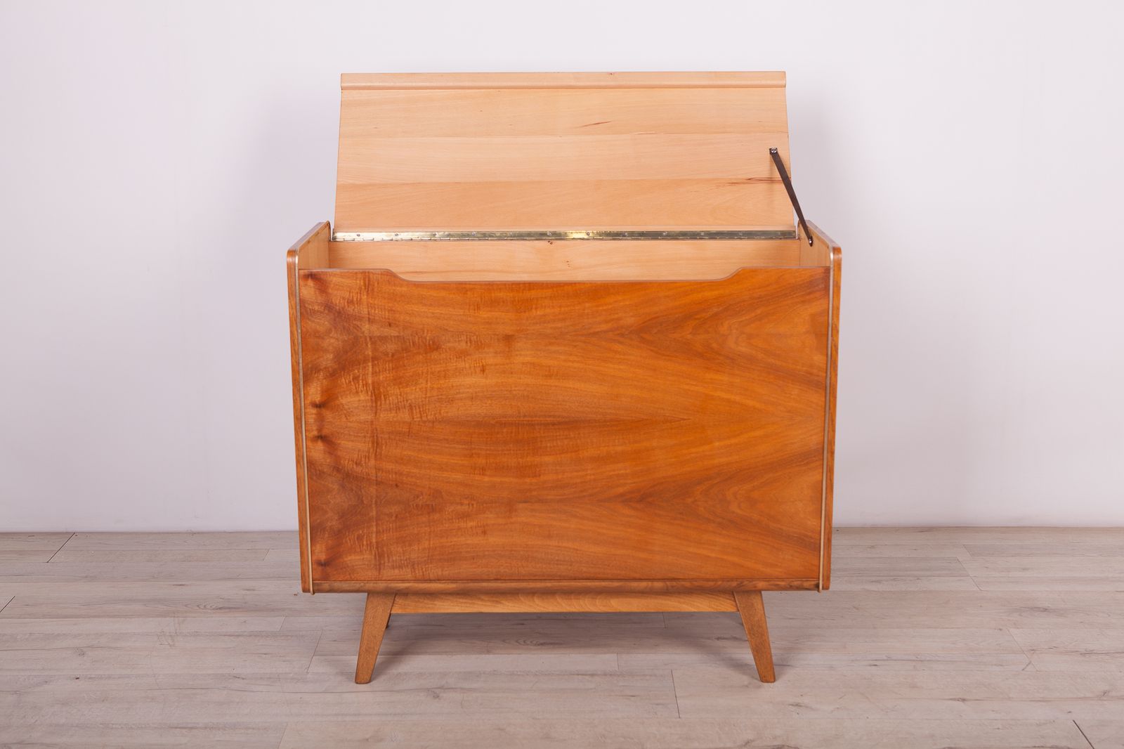 photo furniture Mid Century Model U391 Cabinet By Bohumil Landsman For Jitona, 1960s
