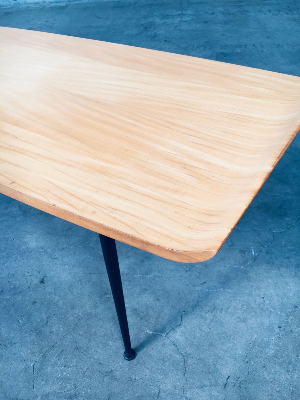 photo vinterior Mid Century Modern Design Salontafel, Jaren 1950, België