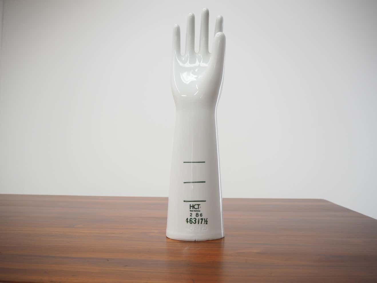 Midcentury Porclain Hand, Jewelry Holder, West Germany, 1960s photo vinterior