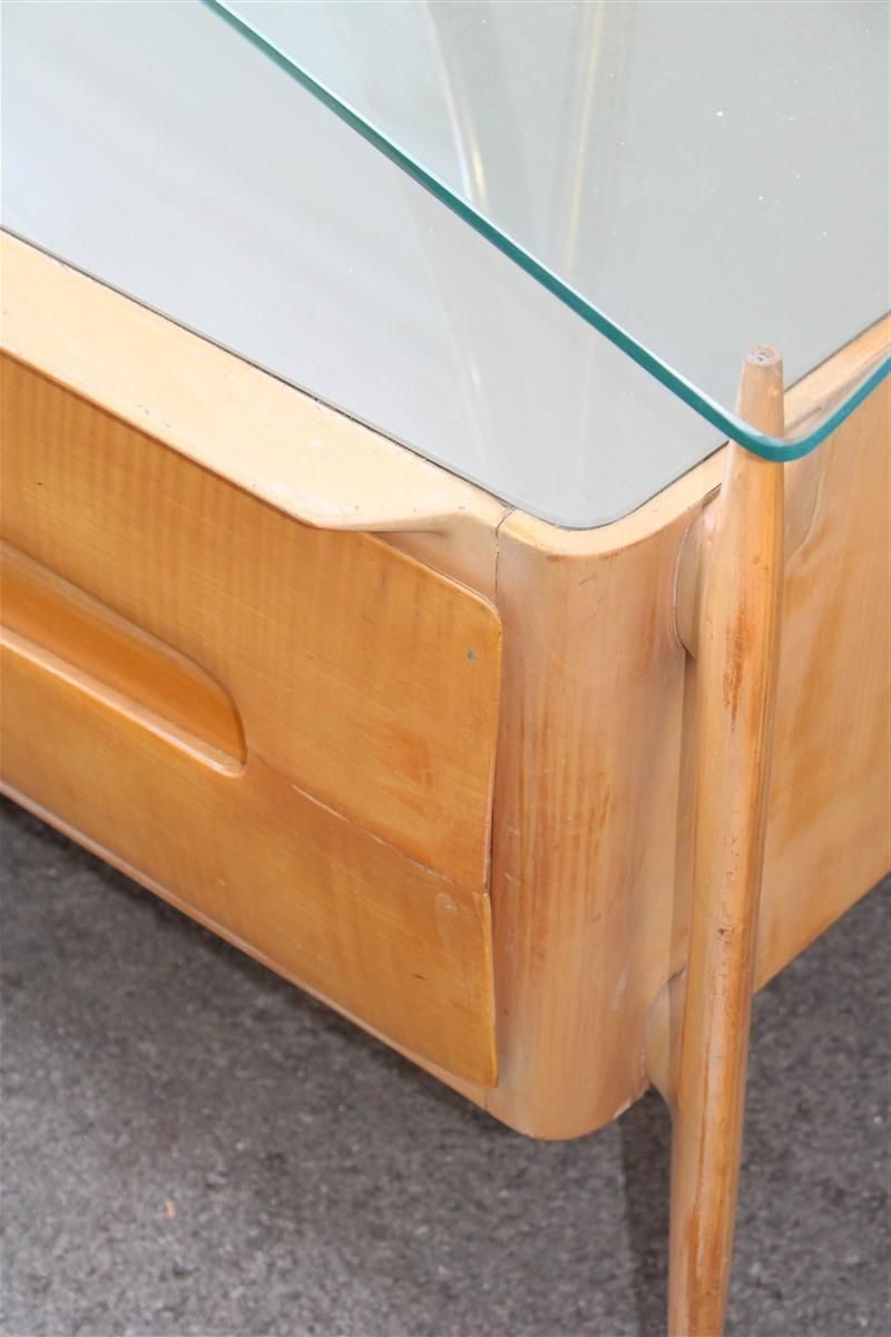 photo furniture Silvio Cavatorta Chest Of Drawers In Maple With Mirror And Brass Mid Century
