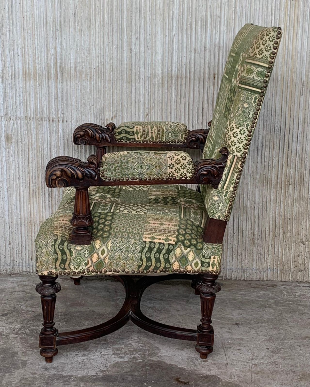 photo furniture Louis XVI Style Spanish Pair Of Carved Walnut Armchairs, 1900s